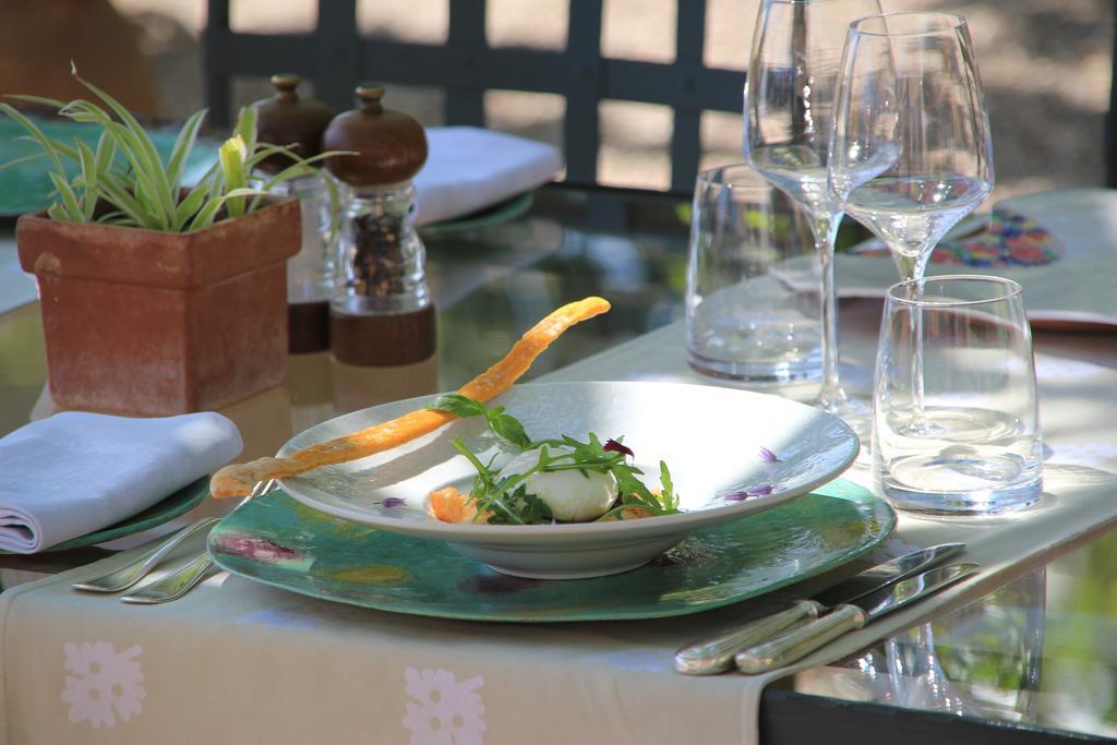 Les Chambres Du Restaurant Le Castellaras - Teritoria Fayence Luaran gambar
